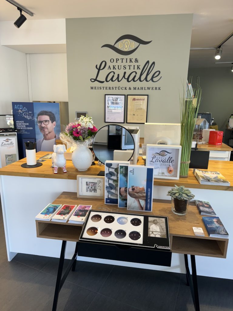 Optik & Akustik Lavalle Laden